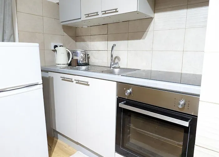 Lovely Studio Flat In Hackney Clapton